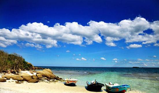 世界知名的海峡之保克海峡,为印度洋上的珍珠