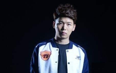 为什么marin、huni才打一年就选择离开SKT了