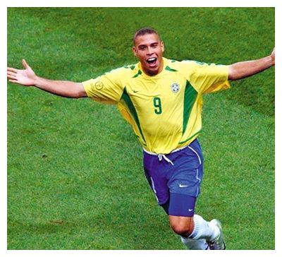 世界杯历史上以全胜战绩夺冠的4大球队,02年巴