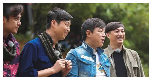 曾两次骂哭谢娜,邓超见了他也要鞠躬,身价上亿