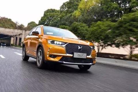 玩灯不输奥迪，法式浪漫背水一战，试驾全新DS7