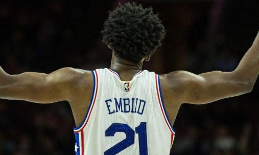 噩耗!72年最强天赋内线再曝玻璃属性!可能要