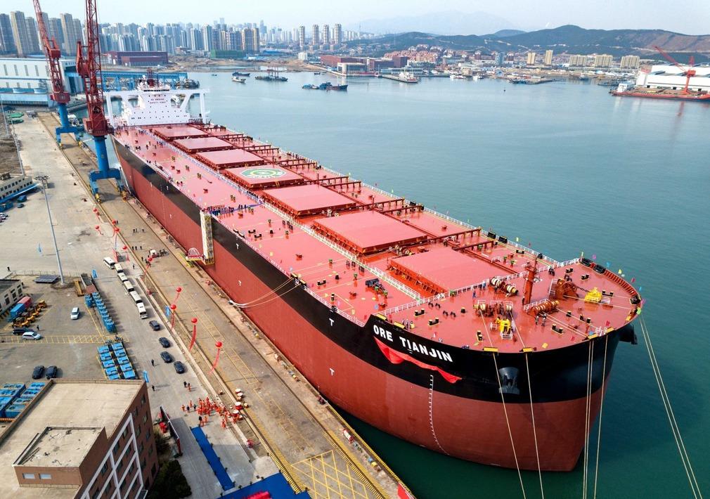 中国航海"巨轮时代":超级货轮停靠美国引惊呼 !