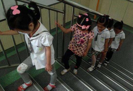 三岁的宝宝要学会这些运动,将来才能身强体壮