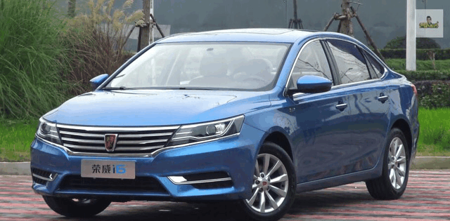 这国产一月卖7000, 200元能跑1700, 售9万堪称省油之王