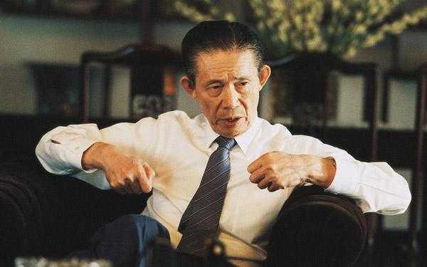 郭台铭椅子坐了10年，王永庆一条毛巾用20年，台湾富豪为什么