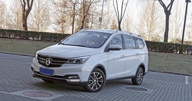 苑叔聊宝骏730：空间实用，底盘表现不错