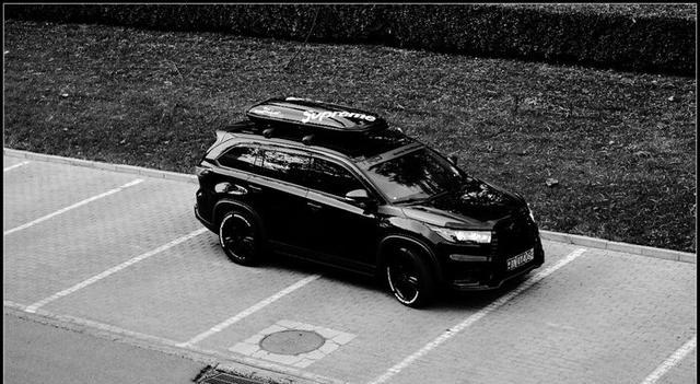 年轻奶爸不甘平庸，怒改汉兰达成暴力猛兽