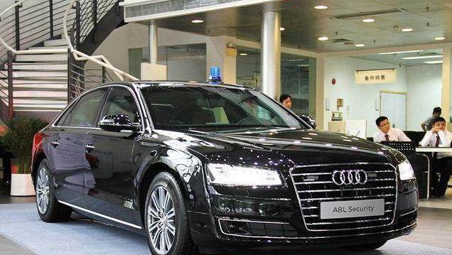 长5米3全景天窗, 12缸媲美宝马7系