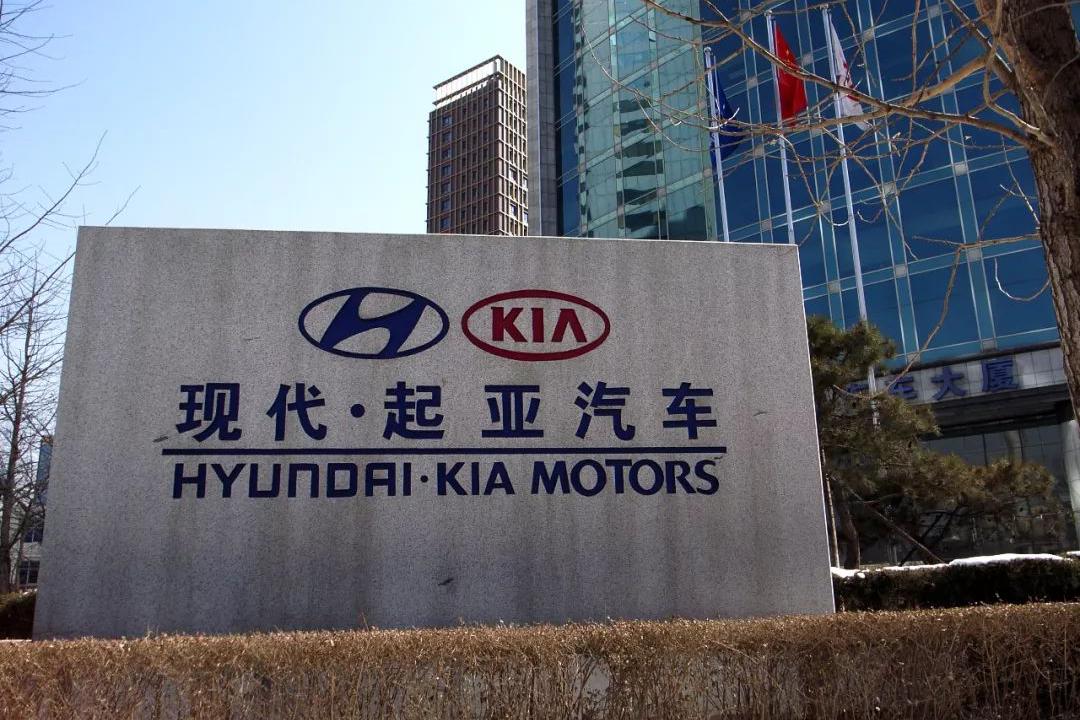 现代起亚因安全气囊问题遭调查；大众汽车计划提高斯柯达产量