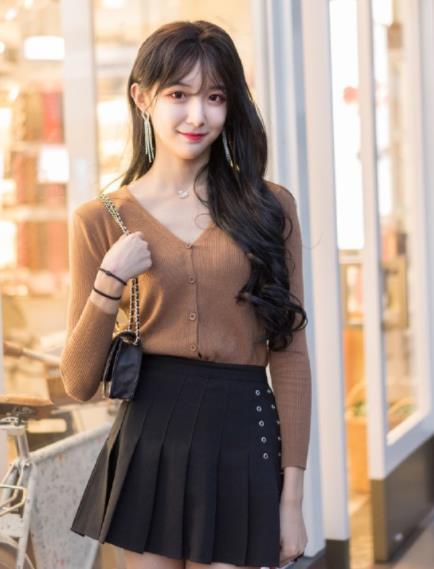 抖音女装大佬艾比居然真是女孩子?网友:可以光