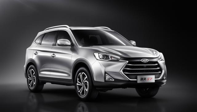 这款七座SUV只卖十万! 传祺GS8还坐得住吗?