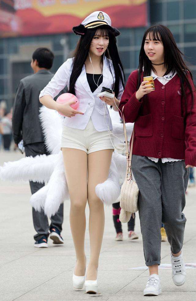 不经意间,你也许就会在路边看到这么一些人.