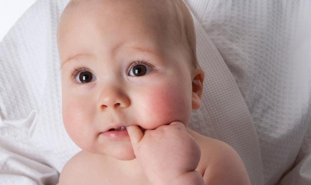 孩子嘴里有异味,睡觉不安稳,来看看脾胃虚弱的