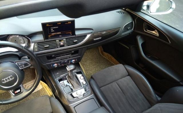 落地价114万, 现在只需58万, 4.0T涡轮增压, 可变悬架, 霸气!