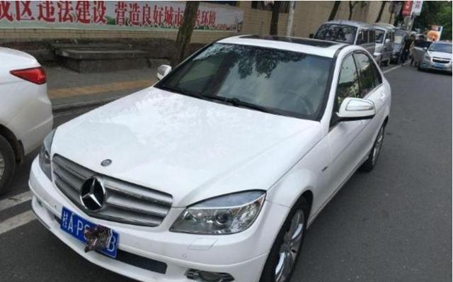 落地价43万, 如今10万没人要, 车主无奈, 扬言要砸车卖废铁