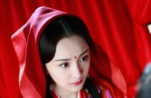 杨幂4部剧,躲过,古剑奇谭,躲过,三生三世,却没躲