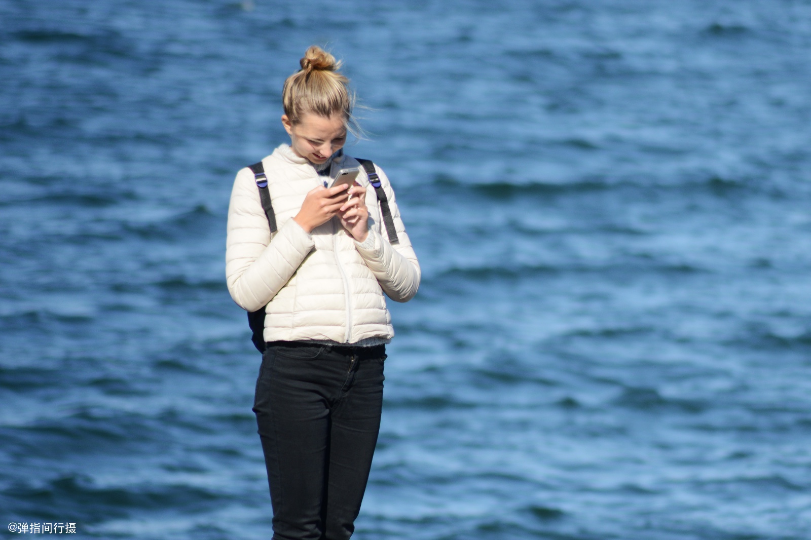 世界人口密度最小国家之一,男女比例严重失衡