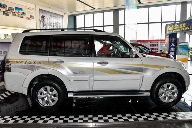 第二代超选四驱，越野性能堪比普拉多，纯进口33万谁还买牧马人