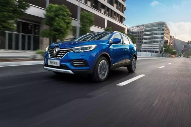 【车展·新车】新科雷嘉亮相车展,东风雷诺未来4年将导入9款新车