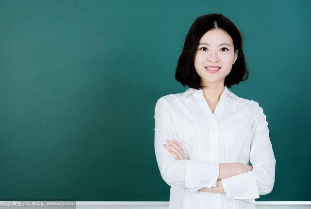 为什么有些退休教师每月拿六七千的退休费,还