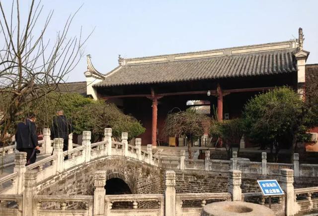 周家七百年出处解析 公元七百年是什么朝代