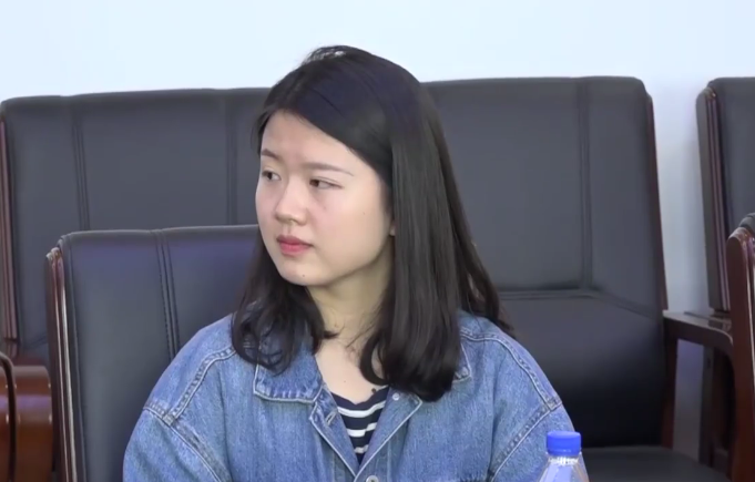 吉林长春一失聪女生学唇语,考博清华被录取