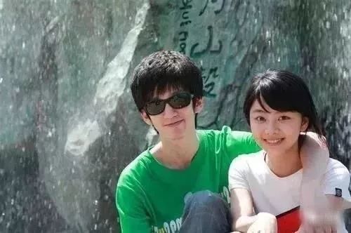 谭松韵玩了10年地下恋情,男友叫吴奕辰,被曝已