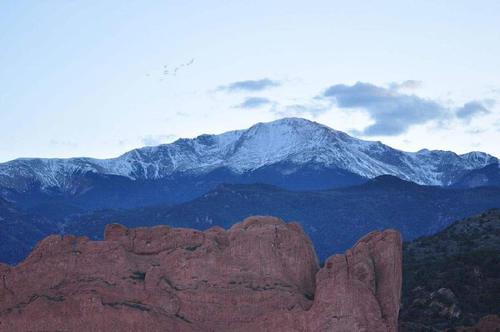 奥迪最贵赛车开回派的克峰,它就是这里当之无