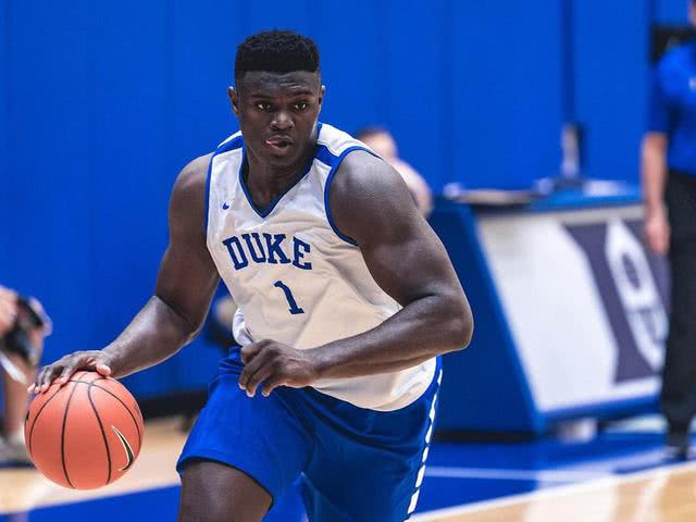 明年NBA状元大热门,运动能力劲爆,能轻松上演