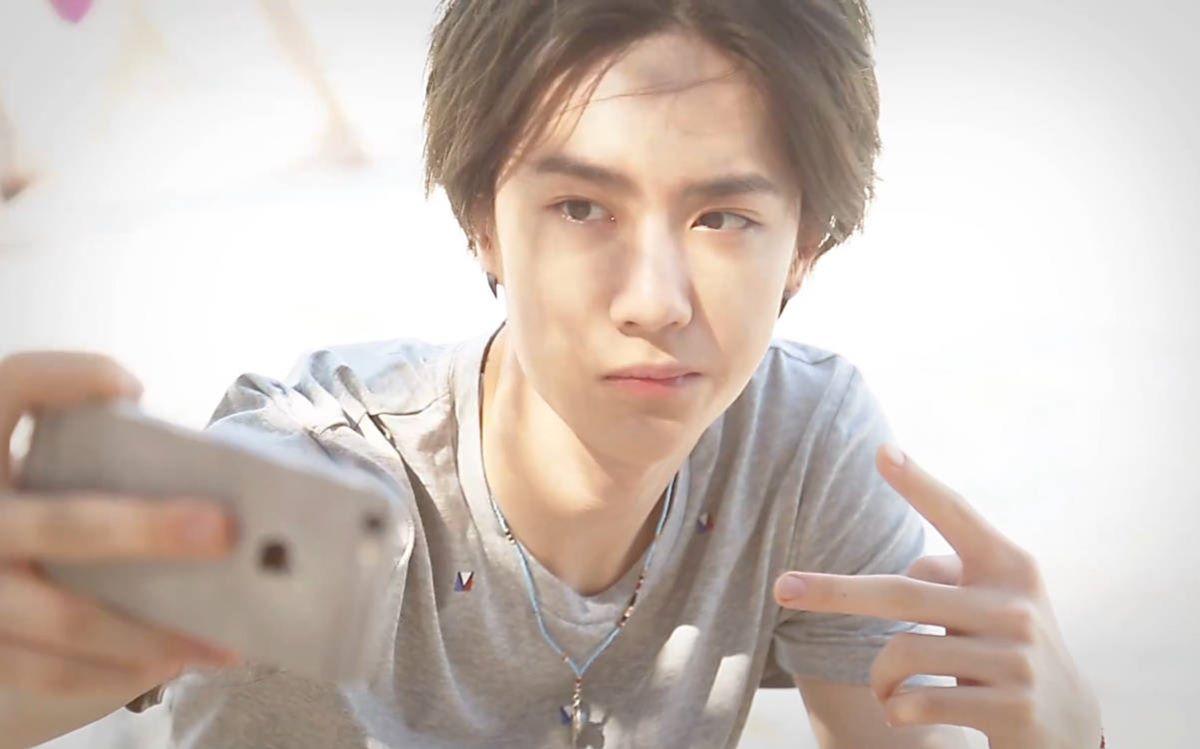 池子李诞又有新节目 的小鲜肉王一博争抢喷子