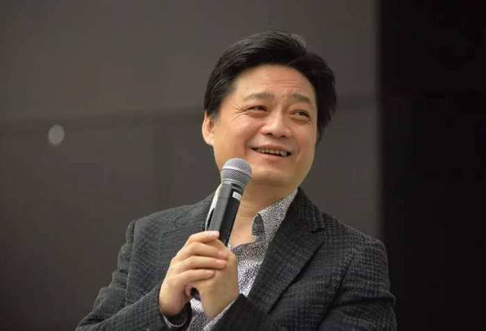 又一名人重磅支持崔永元, 只说了八个字, 刀刀见