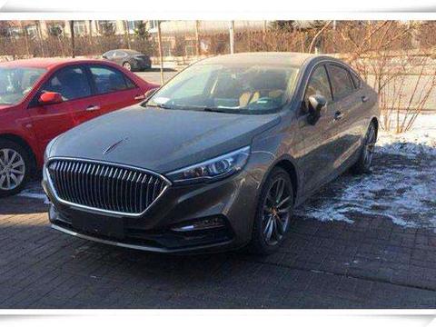 首台量产红旗H5到店, 超高颜值帅到没朋友, 15万起还买什么奥迪