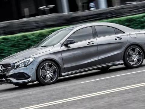 20多万的奔驰竟比保时捷还拉风？这颜值宝马奥迪真心比不上！