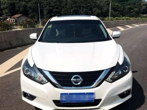 良心日产车！天籁本月降价3万，2.0L仅售14.5万，买迈腾后悔了