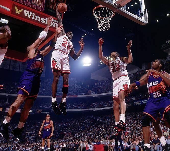 盘点NBA历史总决赛G2得分盛宴 一人之外都是