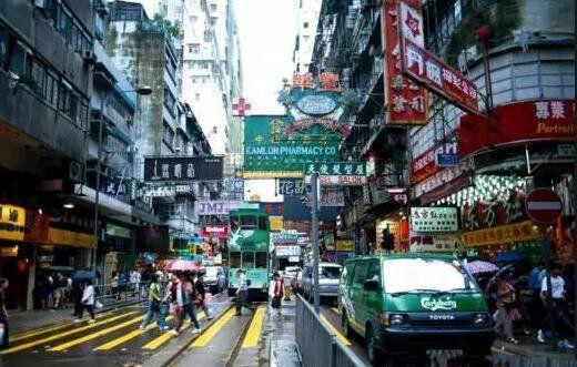 10大教育最好的地方, 中国香港第十, 新加坡第