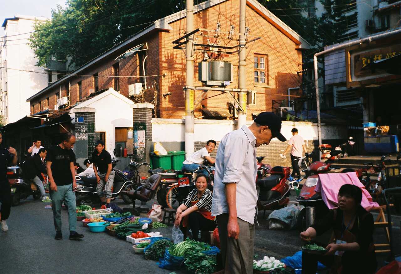 摄友: 相机:宾得pg50胶卷:富士c200冲扫: