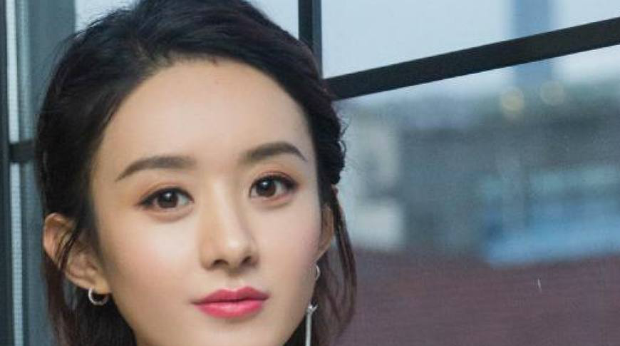 家里很穷靠自己的5位明星,赵丽颖农村出生,舒