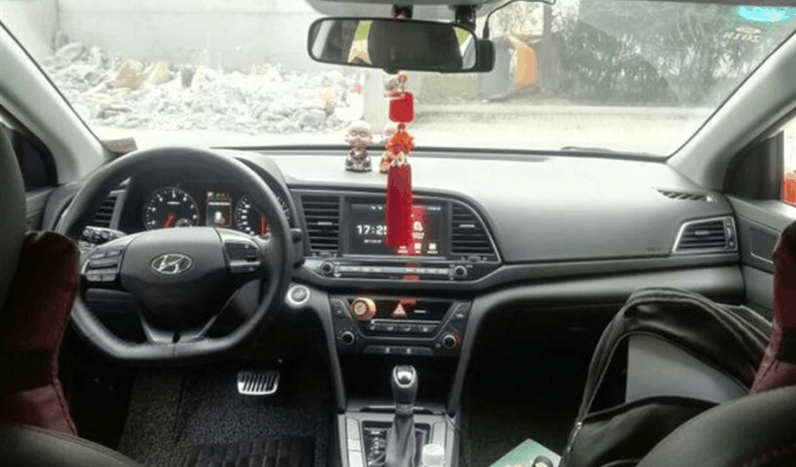 去年新车14万, 今年只需10万, 无钥匙启动系统, 无钥匙进入系统