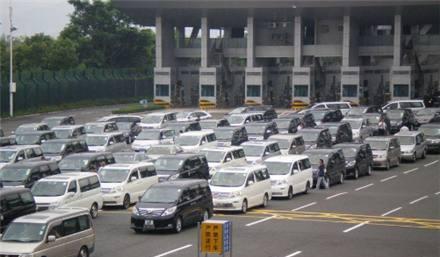 中国丰田埃尔法最多的地方, 一分钟60辆, 今加价36万才能买到!