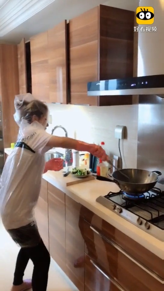 谢娜赵丽颖,大哥给二弟送生日祝福啦,