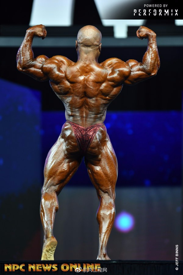 (成绩+套图)2018年奥赛职业组男子健美212磅