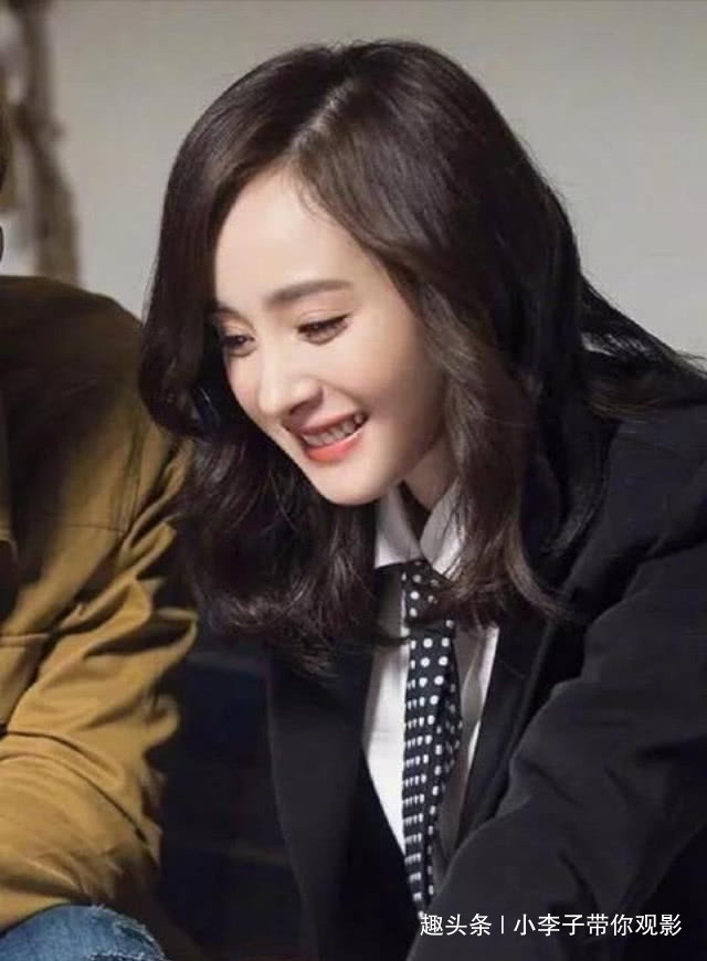 《谈判官》,杨幂硬是把职业装穿成了行走画报