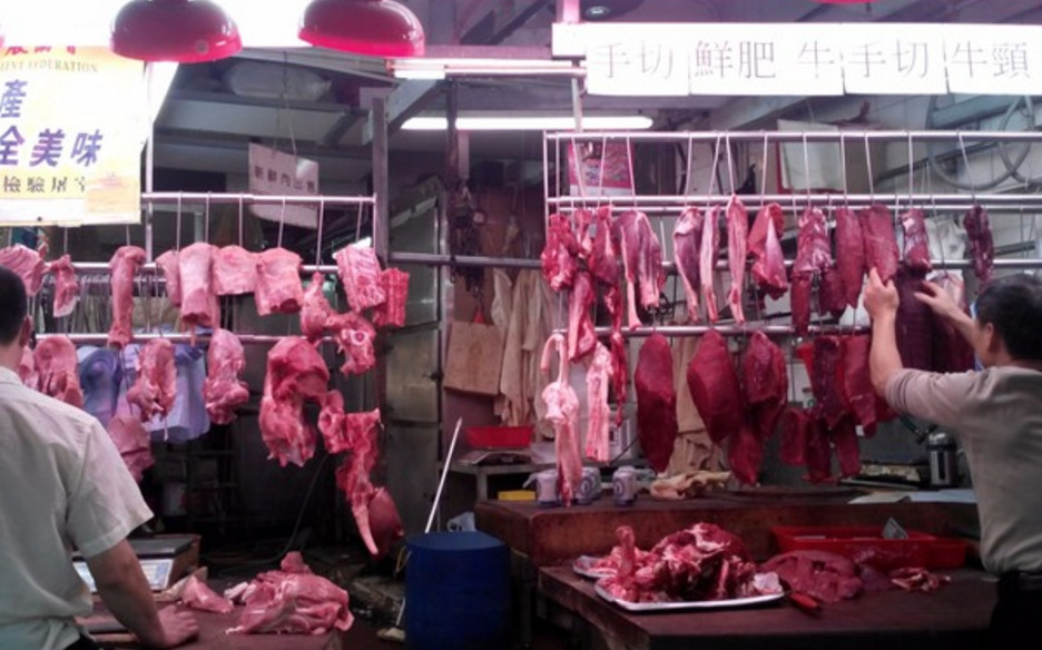 市场上小贩卖完一头牛肉到底会有多少利润?说