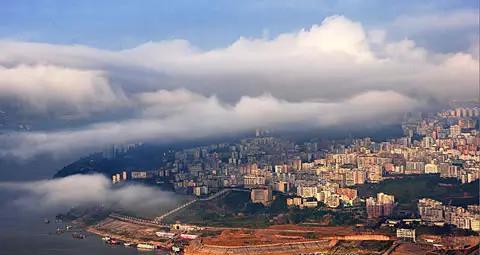 重庆市的巫山县、巫溪县哪个县最美?