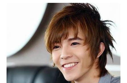 郭敬明到底赚了多少钱, 开公司拍电影, 赚得盆满