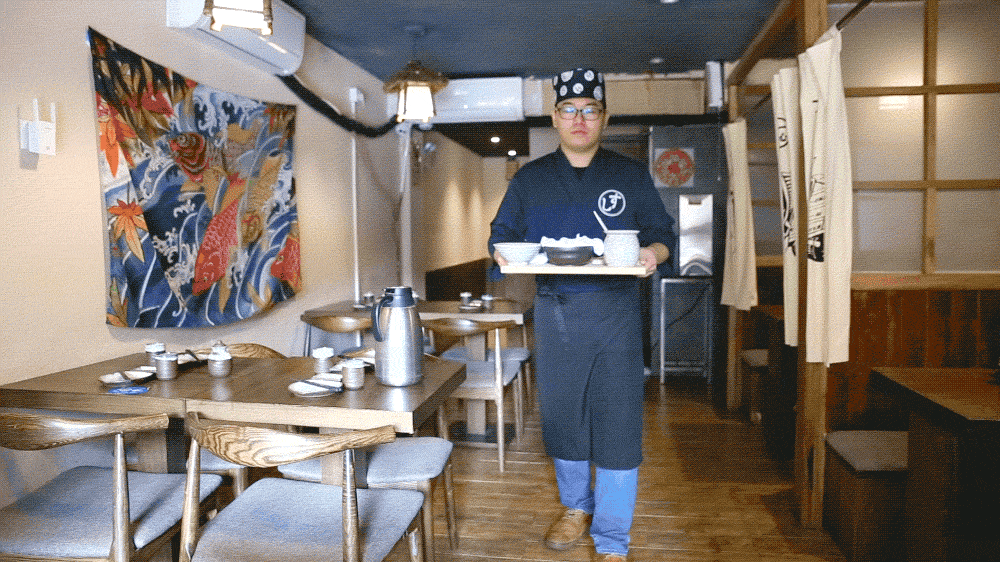 日本筑地市场即点即食手握寿司在佛山就能感受,还要满