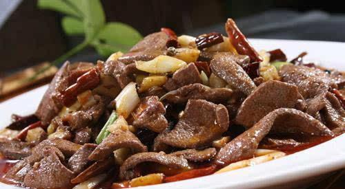 小宝谈吃: 这道炒猪肝, 口感嫩滑爽口