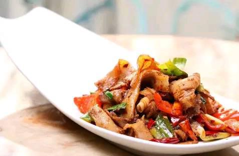 回锅肉的正确方法和步骤 bf09-hnstwwq8163992.jpg